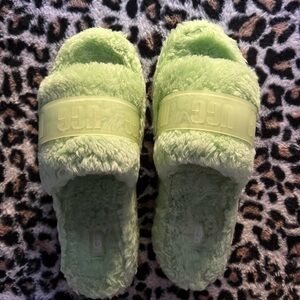 UGG Fluff Yeah Slide Slipper in Light Green